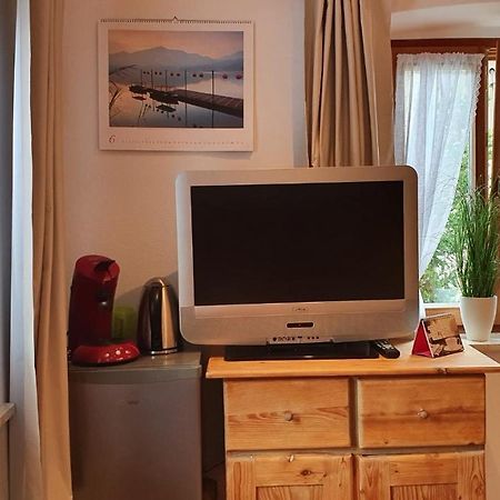 Gaestezimmer Vogtareuth Rinser エクステリア 写真