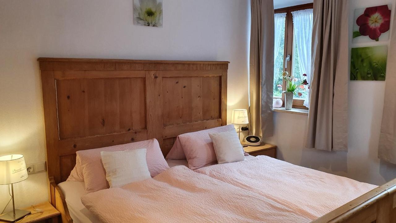 Gaestezimmer Vogtareuth Rinser エクステリア 写真