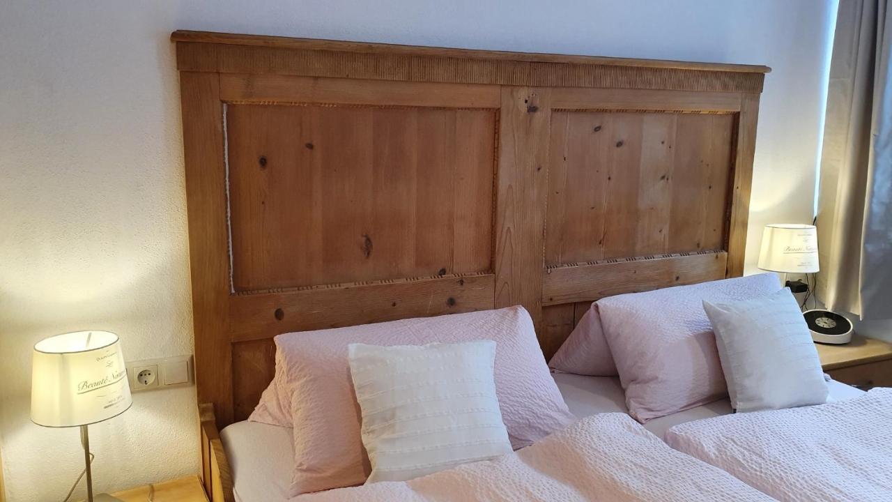 Gaestezimmer Vogtareuth Rinser エクステリア 写真